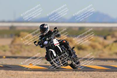 media/Nov-06-2023-Moto Forza (Mon) [[ce023d0744]]/3-Intermediate Group/Session 5 (Turn 4)/